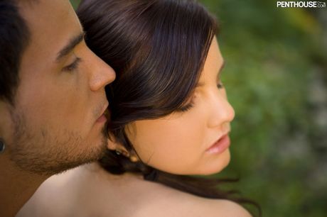 Chubby teen Michelle Brown gets her pussy screwed in nature