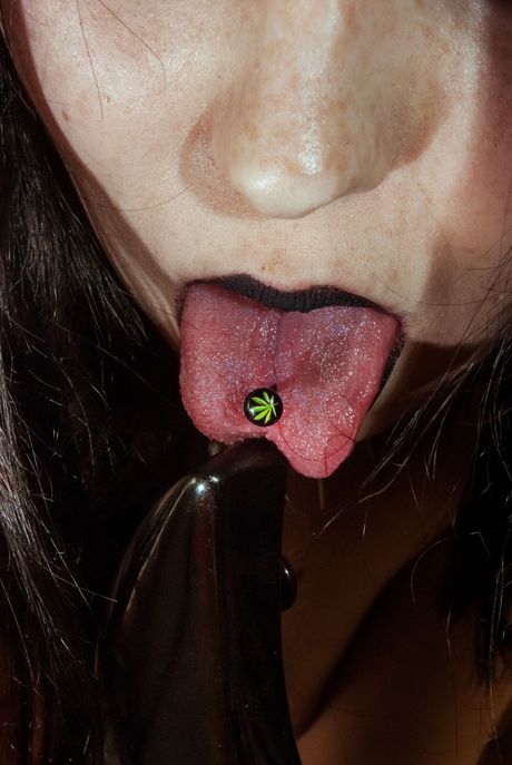 The Life Erotic: Sasha Moone gets naked and teases her pussy with the brush