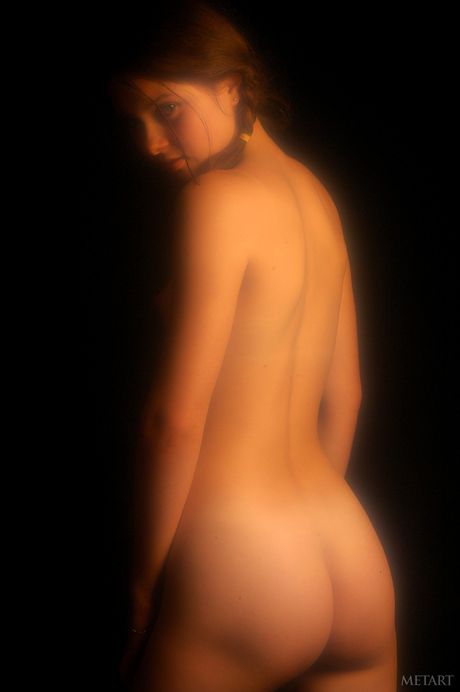 Delicate teen Anna S demonstrates her tiny tits and poses naked