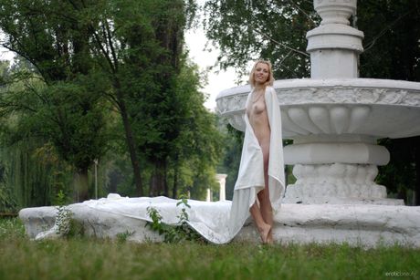 Nude Alina Porter Pics