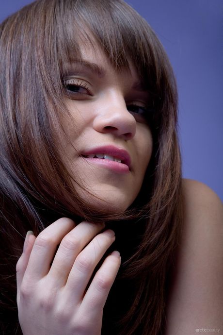 Lean teen Yuta A strikes great nude poses in a pair of heels