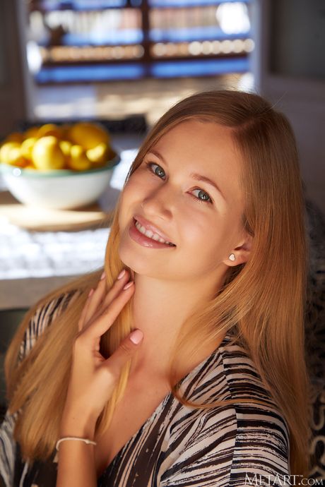 Stella Cardo strips off her dress and high heels and poses naked