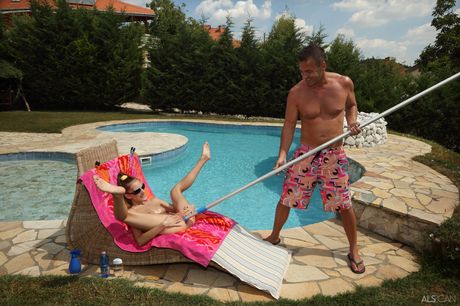 ALS Scan: Tina Blade gets fucked by the pool cleaner