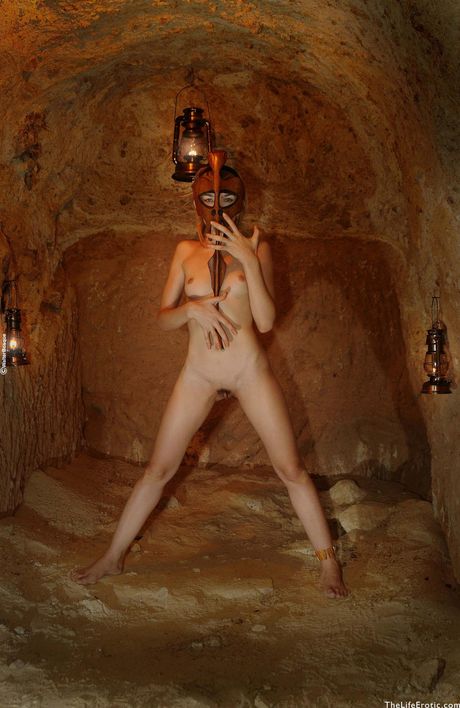 Young blonde Montserrat fingers her pussy while completely naked