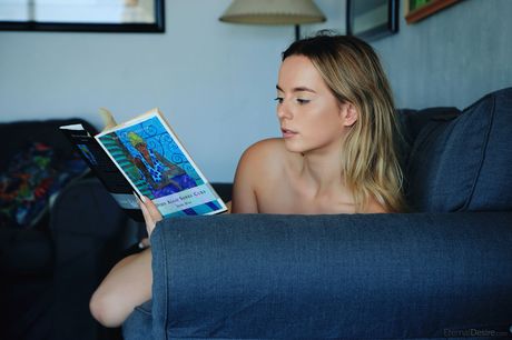 Pretty teen Susana Gil highlights her tight slit while completely naked